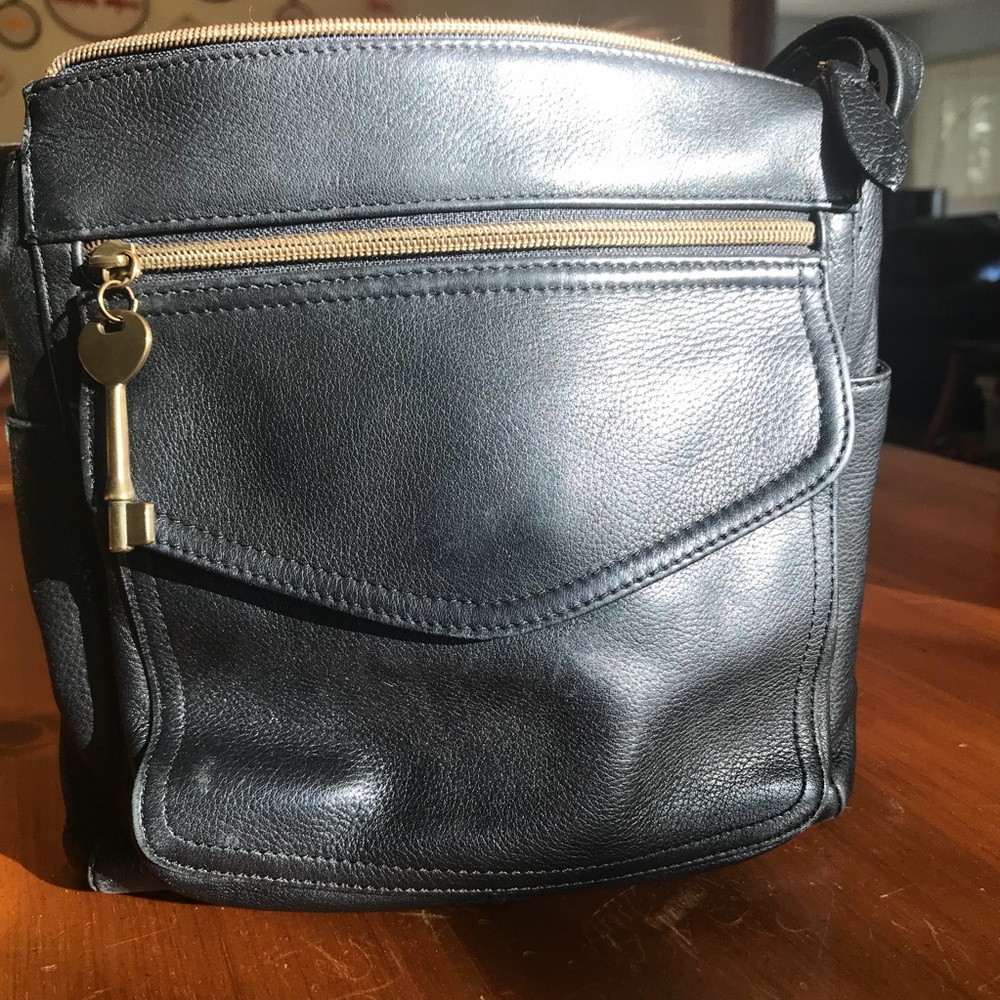 Black leather fossil purse